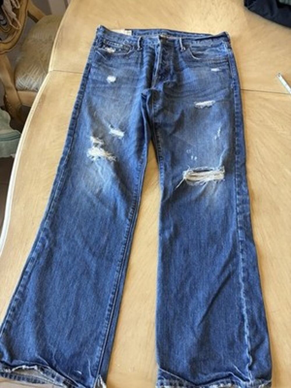 VTG Abercrombie Jeans Mens 34x32 Kilburn Low Rise Boot Cut Y2K Distress Blue
